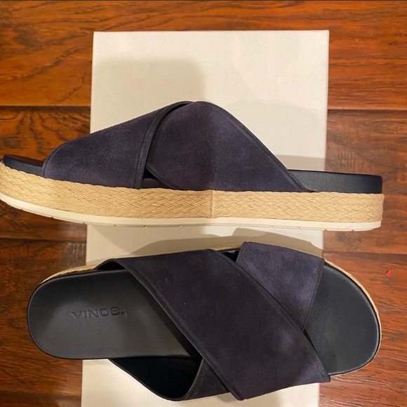 Vince suede slip in slippers. Brand new with box - Picture 7 of 8